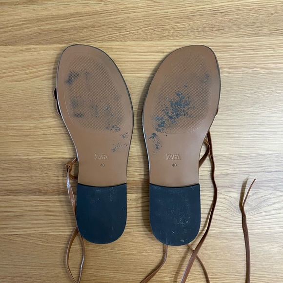 ZARA Tied Strappy Flat Sandals - Picture 2 of 3
